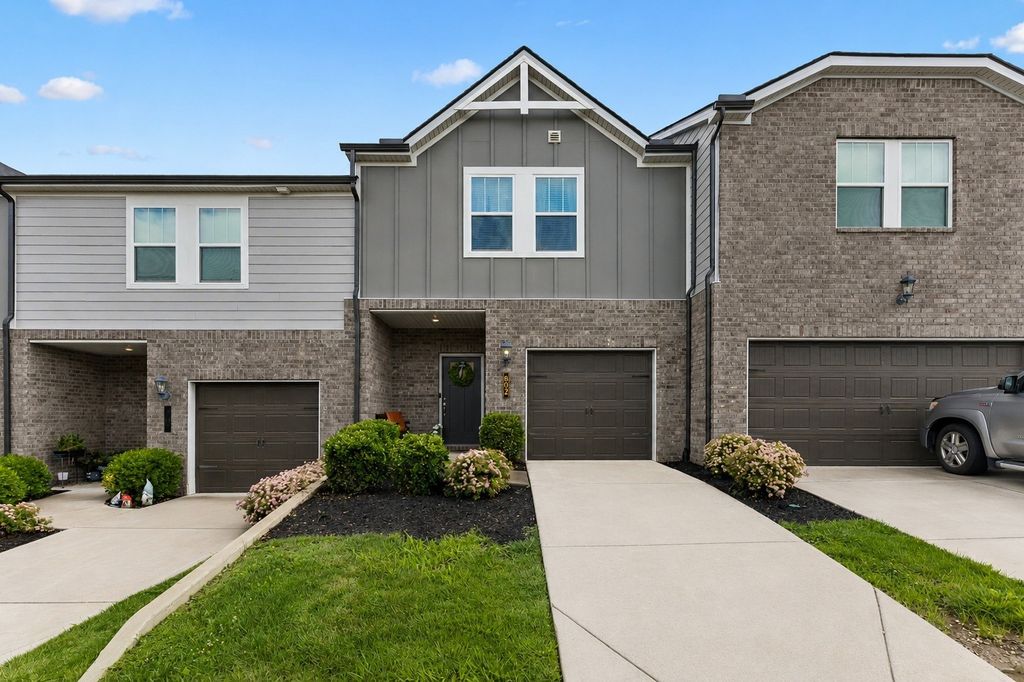802 Arrington Way, Columbia