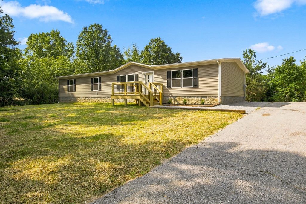 7285 Oak Springs Rd, Nunnelly