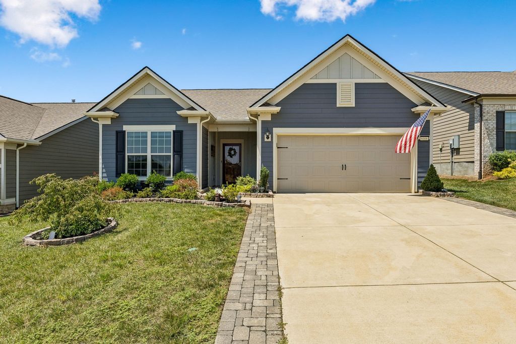 6006 Monroe Way, Spring Hill