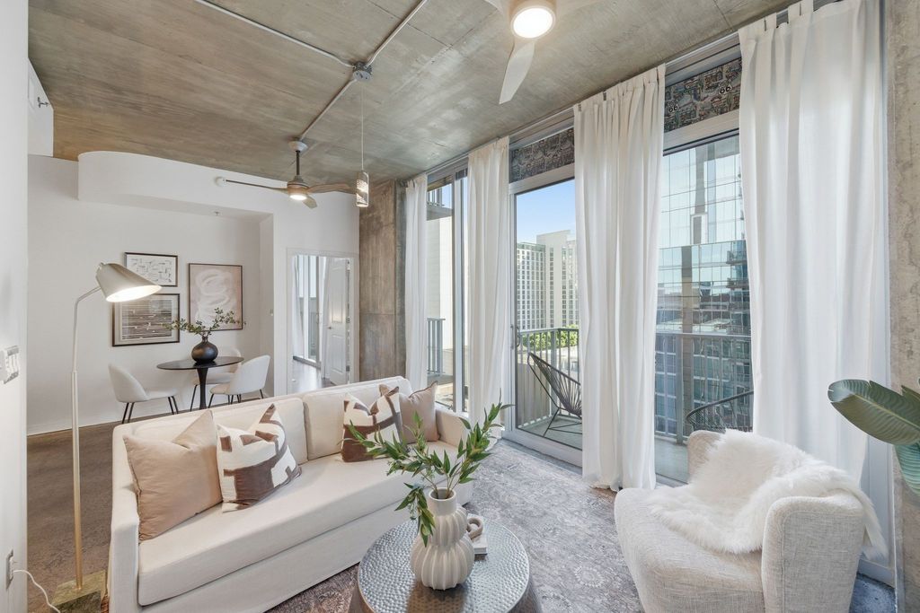 301 Demonbreun St 1418, Nashville
