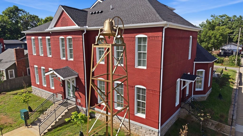 1600 10th Ave N 102, Nashville