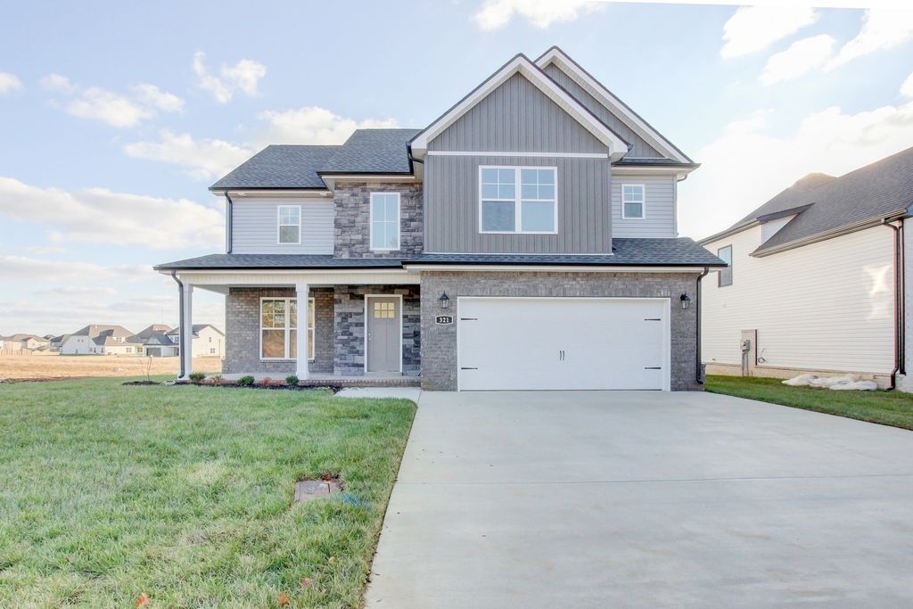 321 Kildeer Dr, Clarksville