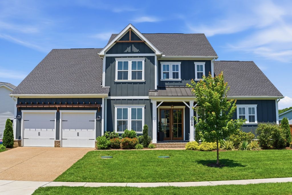 2009 Ellsworth Ln, Arrington