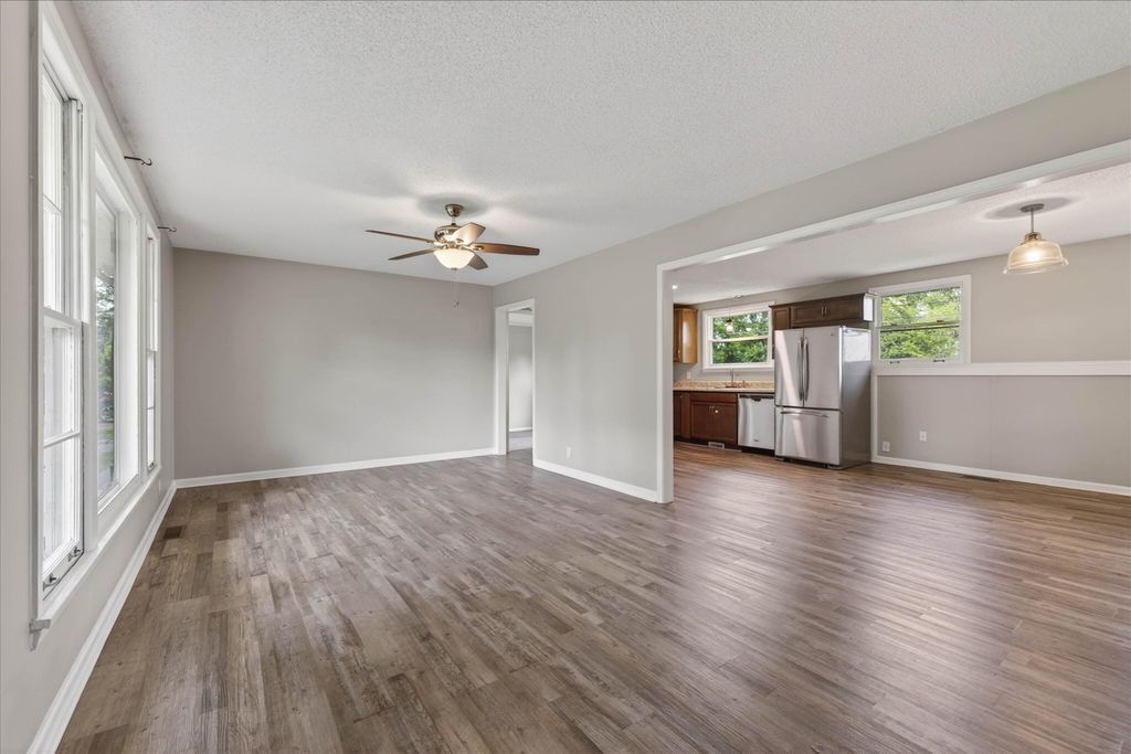 422 Burch Rd, Clarksville