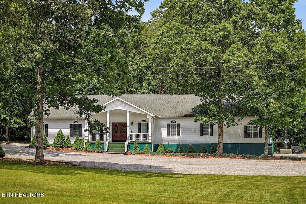 67 Woodlands Court, Crossville