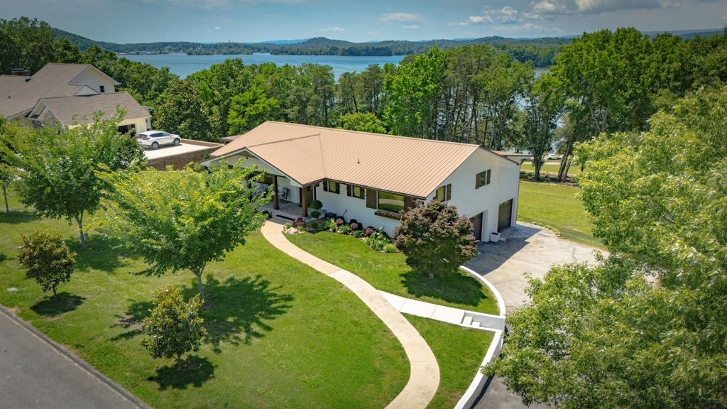 7729 Lasata Lane, Harrison