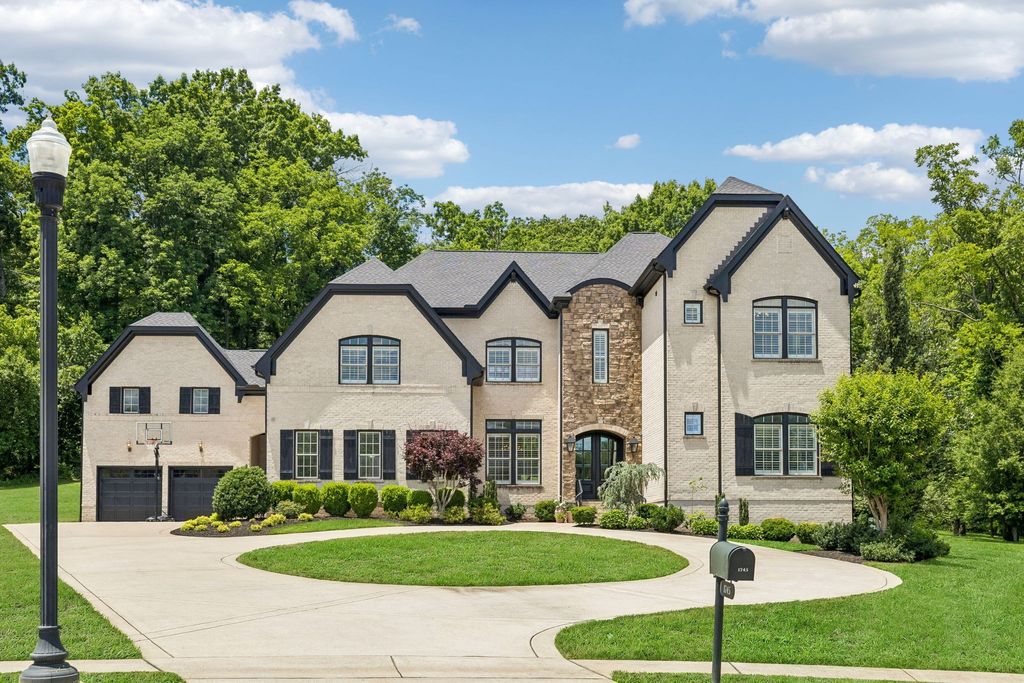 1745 Umbria Dr, Brentwood