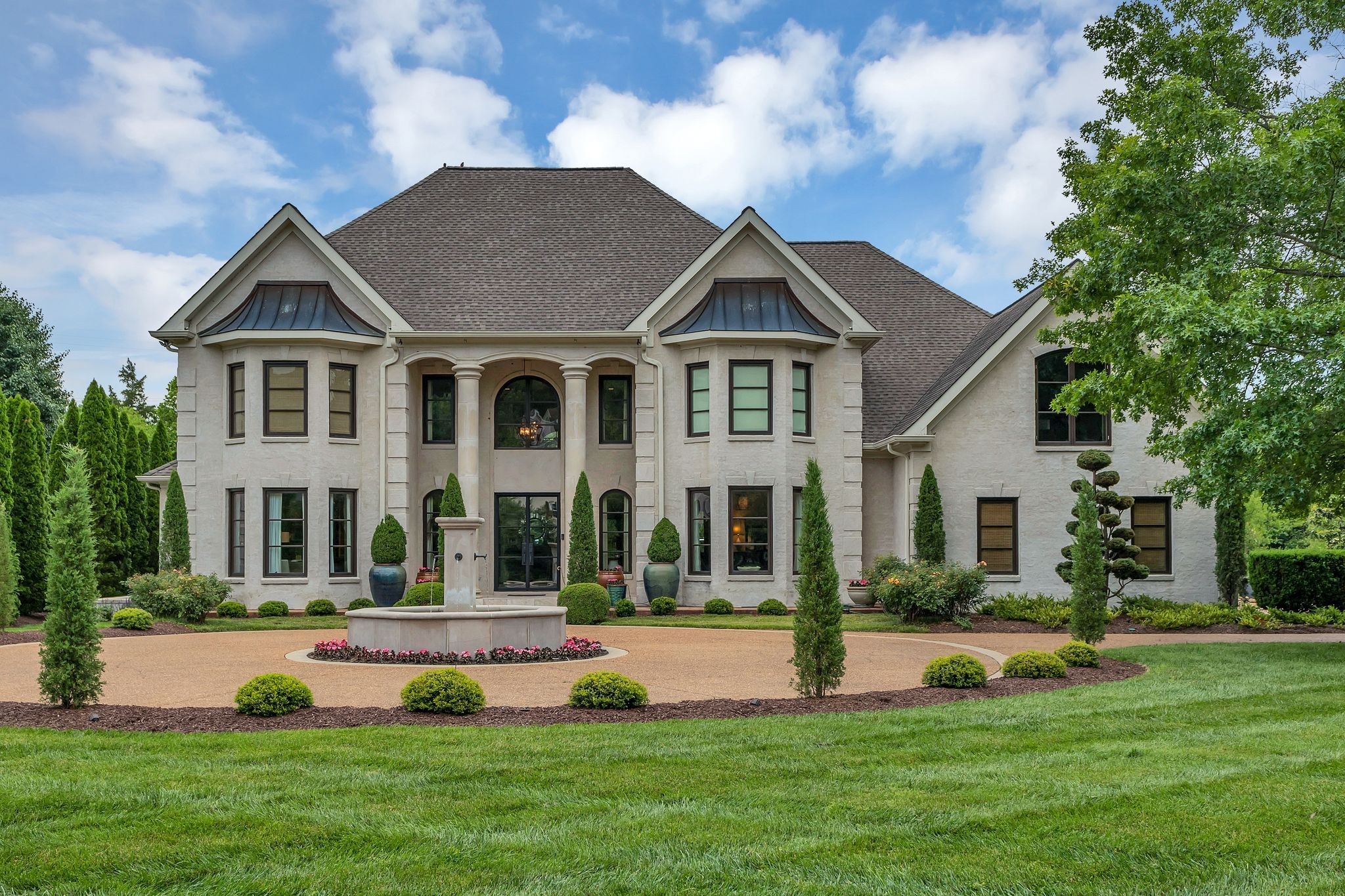 Photo of Listing #3231652