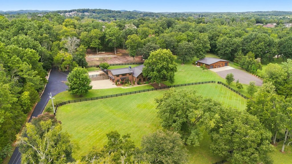 9862 Sam Donald Rd, Nolensville