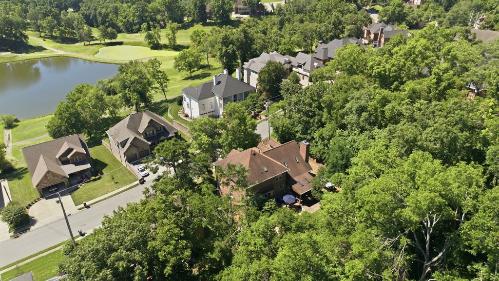 128 Spy Glass Way, Hendersonville