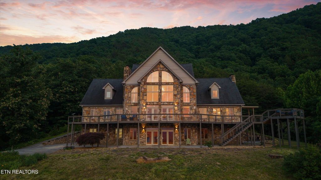 3771 Eagle Ridge Rd, Maryville