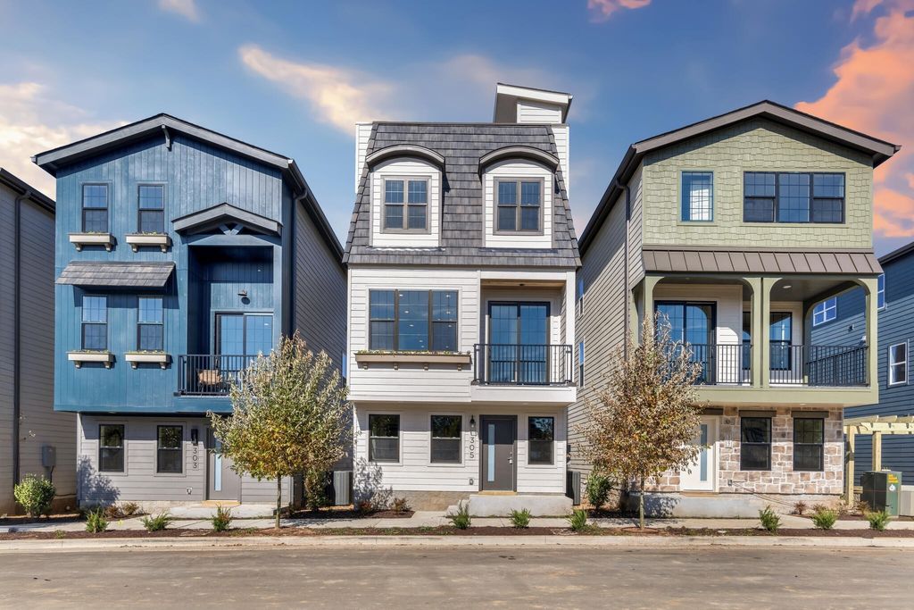 2432 W Heiman St, Nashville