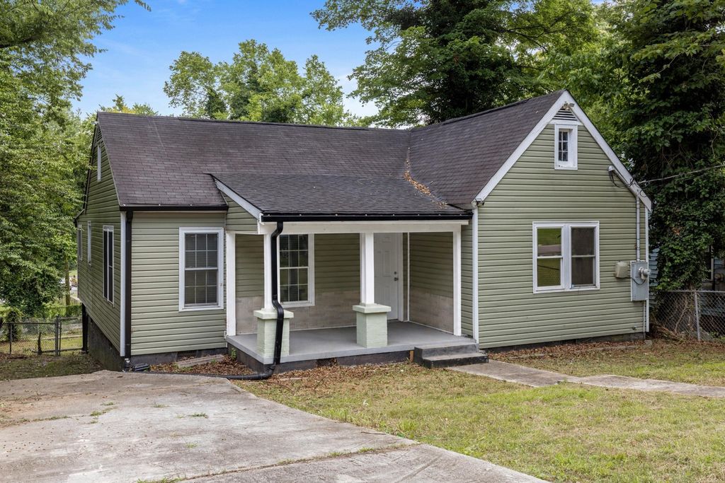 1704 Tunnel Boulevard, Chattanooga