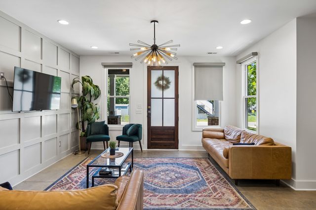 860 Seymour Ave, Nashville