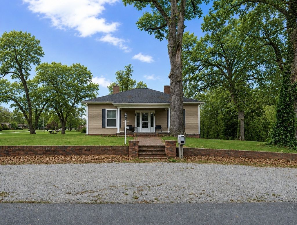 2919 Old Clarksville Pike, Hopkinsville