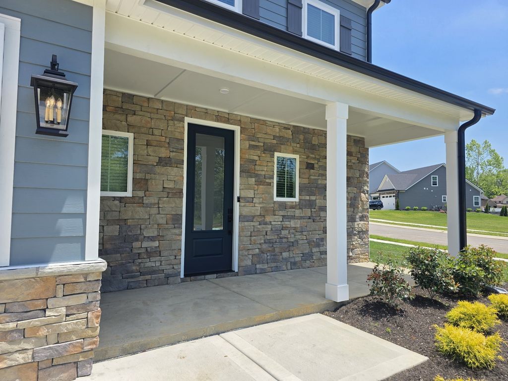 332 Springbrook Blvd, White House