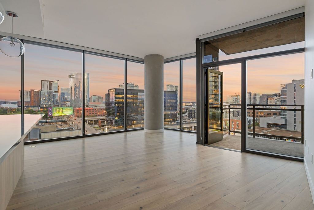 1212 Demonbreun St 815, Nashville