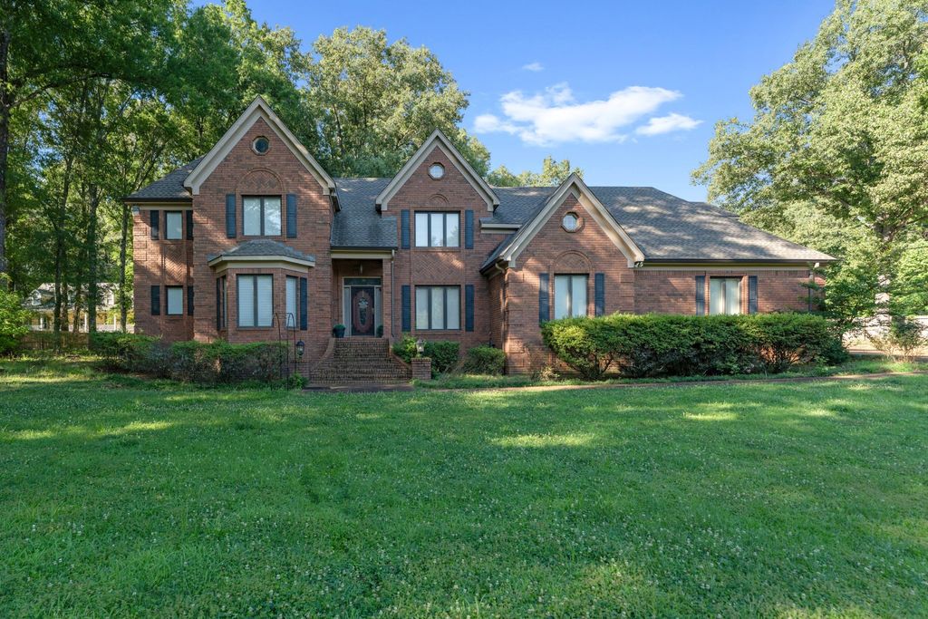 10065 E Country Way Dr, Cordova