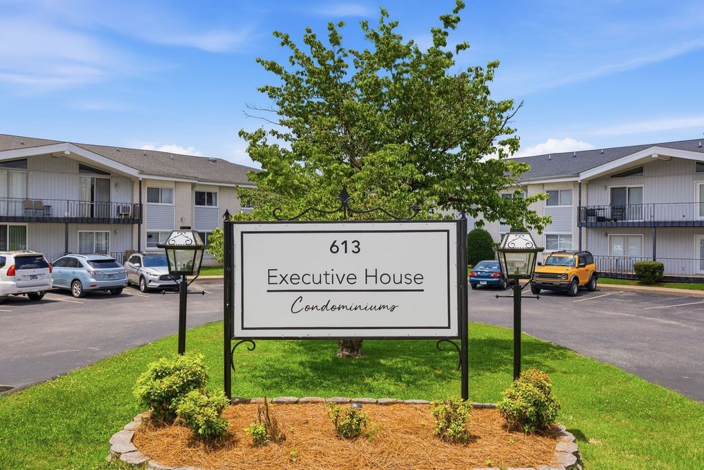 613 Hillsboro Rd B21, Franklin