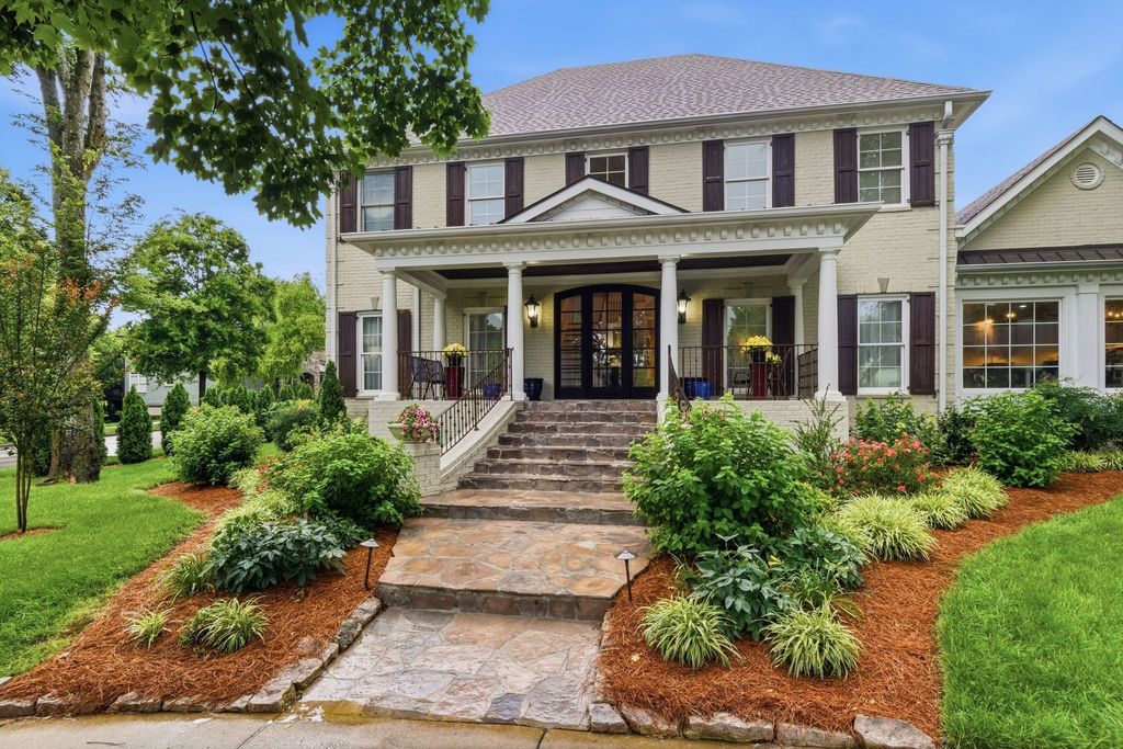 128 Deejay Dr, Franklin