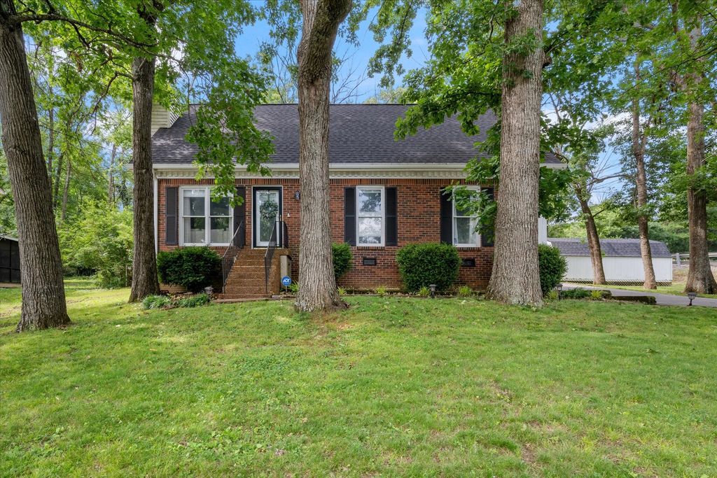 100 Windward Dr, Mount Juliet