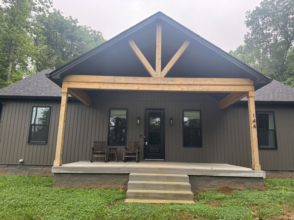 144 Hasty Dr, Lynchburg
