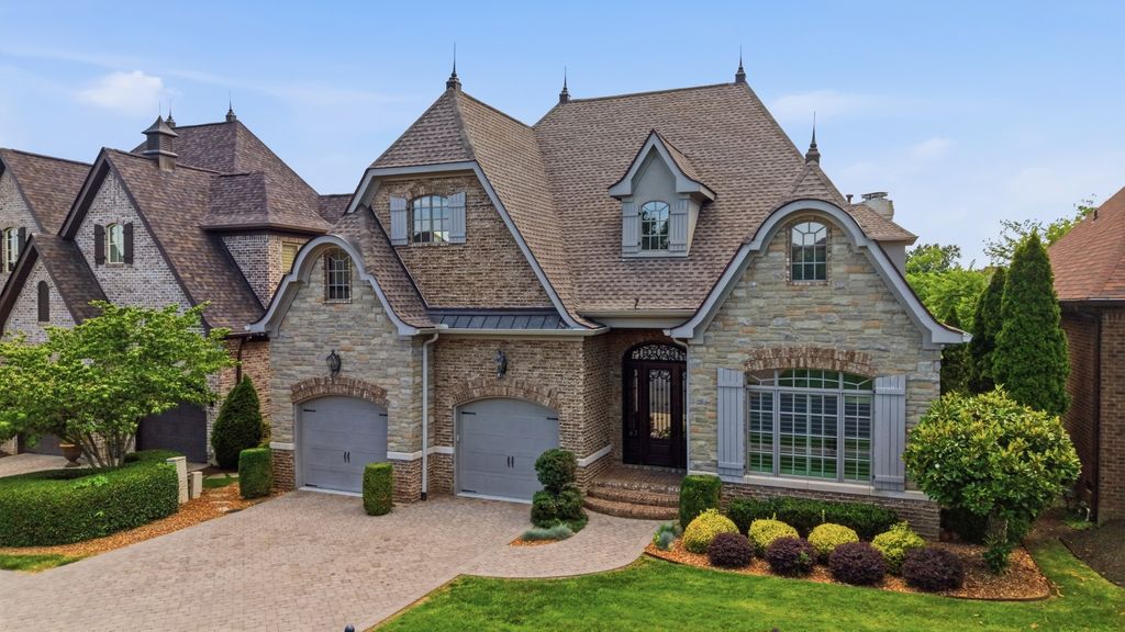 1140 Landing Pvt Ct, Gallatin