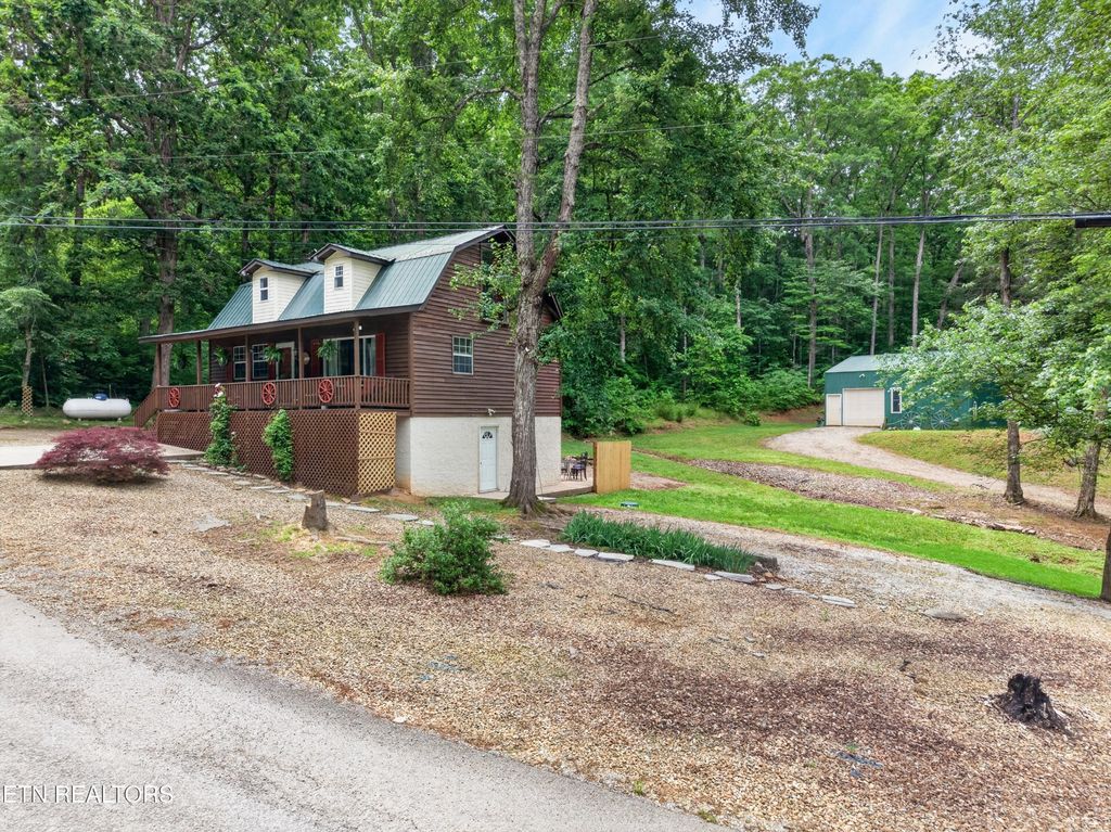 279 Siever Rd, Crossville