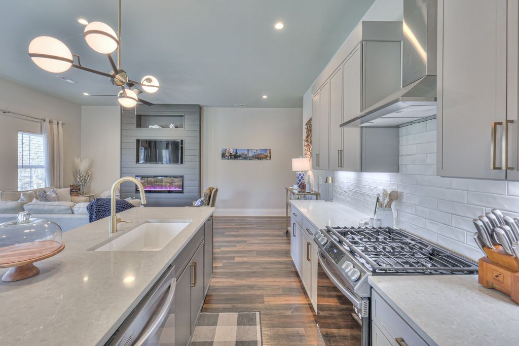 1108 Noble Loop 60, Nashville