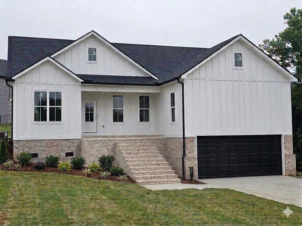 1025 Northside Drive, Dickson