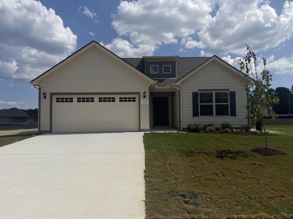 299 Stillwater Way, Tullahoma