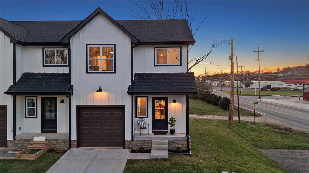 3670 Main St 3, Jasper