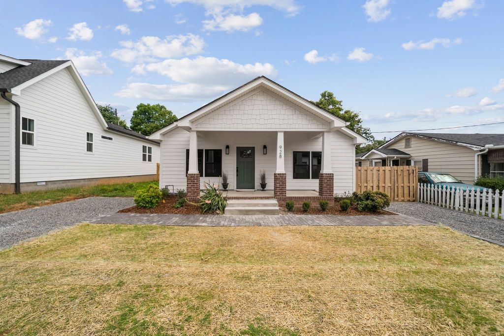 928 Glass St, Franklin