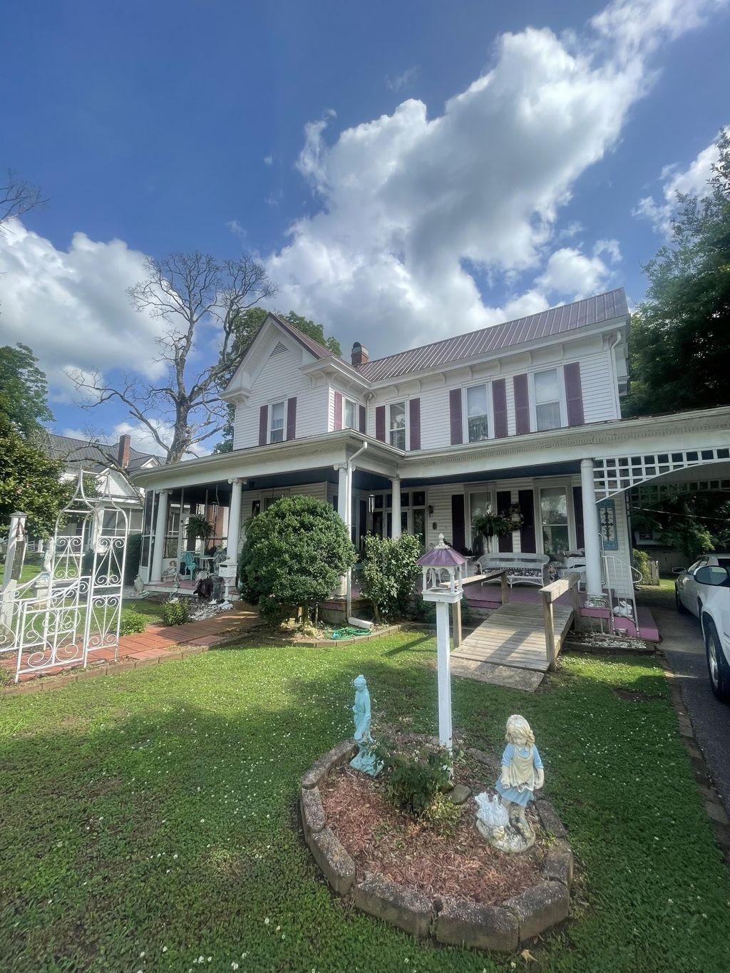213 Pulaski St, Lawrenceburg