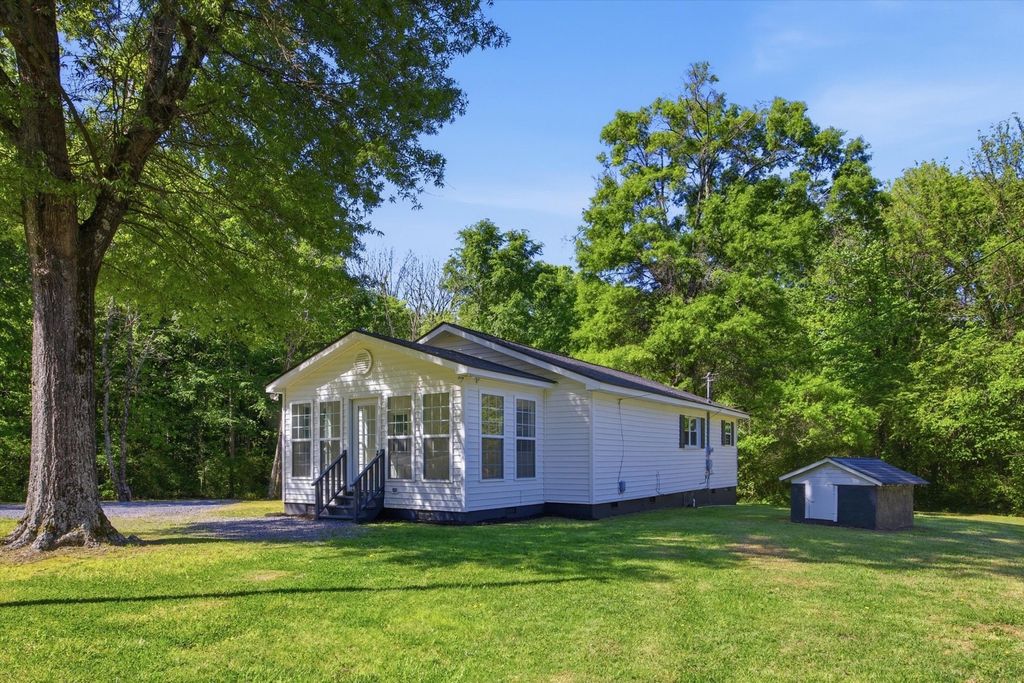 2651 Highway 225 S, Chatsworth