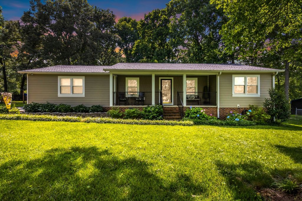 715 Wanda Ln, Tullahoma