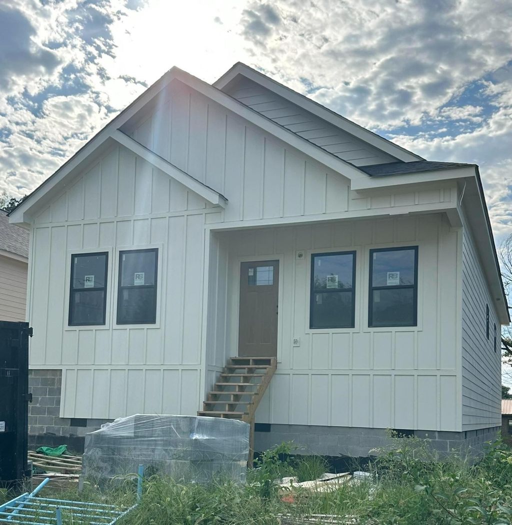 909 N Chamberlain Avenue, Chattanooga