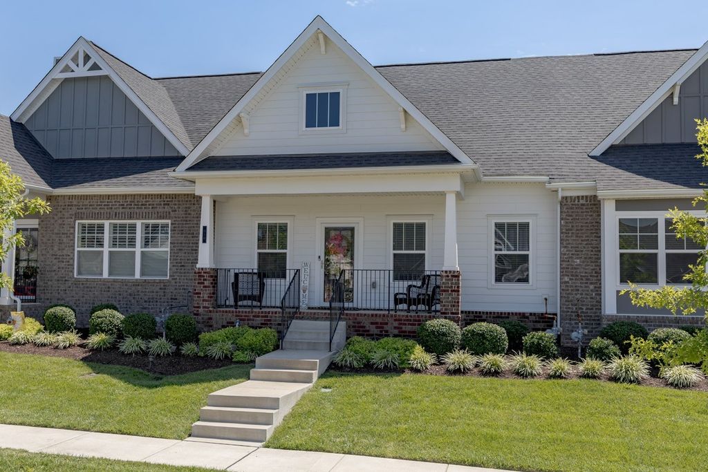 810 Griff Ln, Lebanon