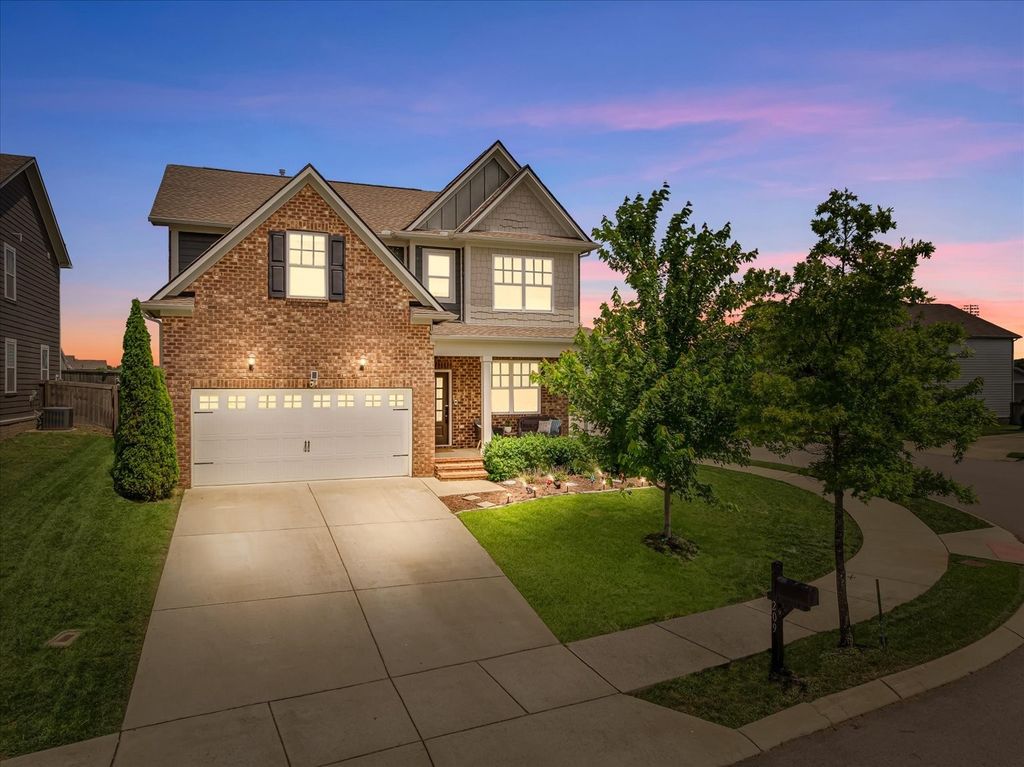 209 Sable Ln, Spring Hill