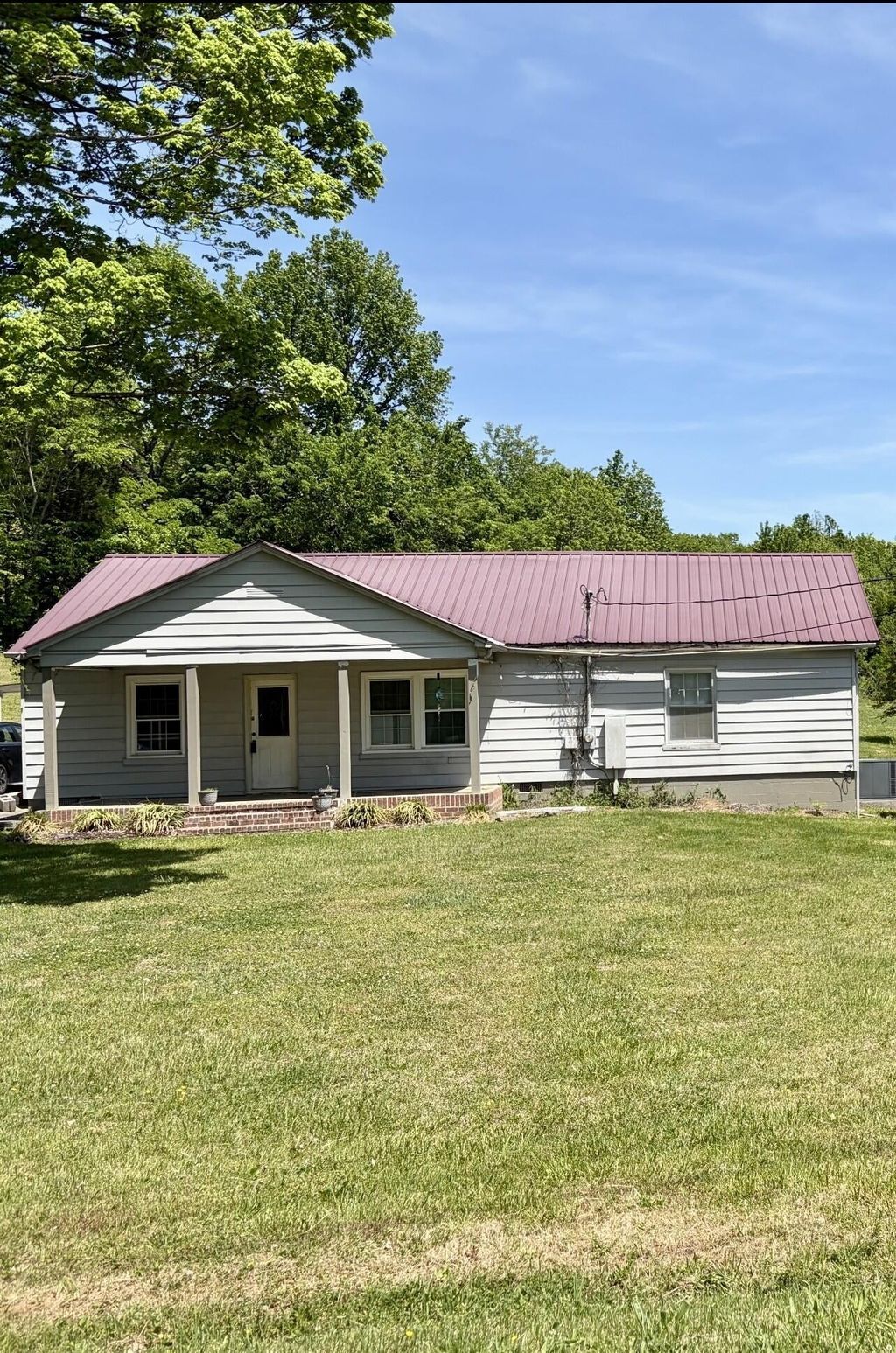 125 Frontier Road, Sweetwater