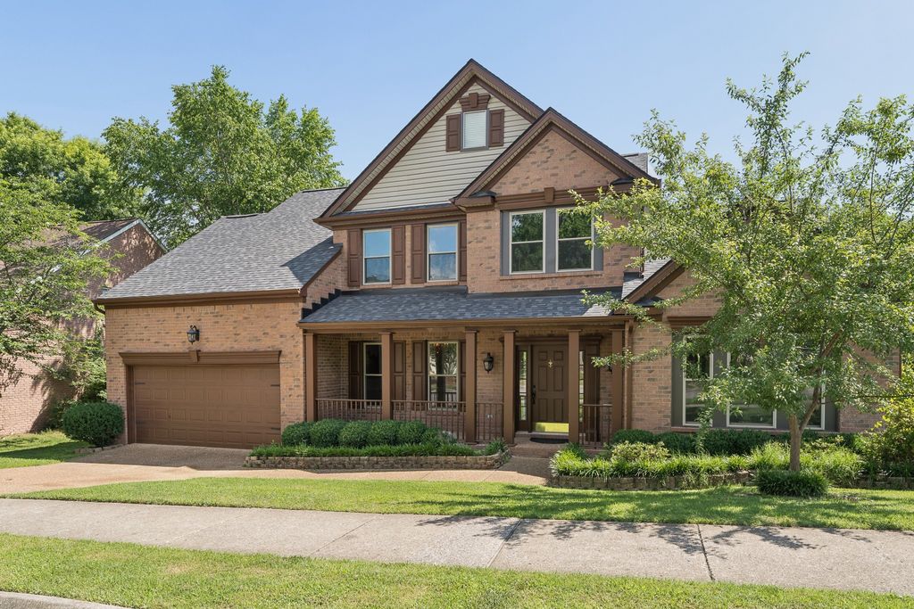 416 Mackenzie Way, Franklin