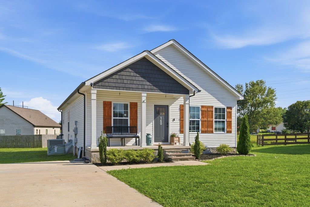 160 Foutch Ct, Smithville
