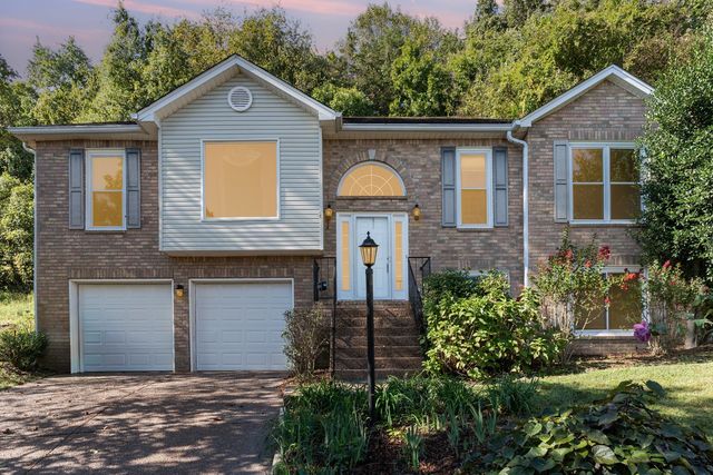 609 Glenridge Close, Nashville