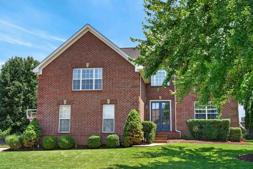 128 Wynbrooke Trce, Hendersonville