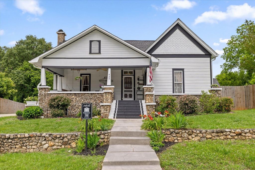 435 5th Street, Ashville