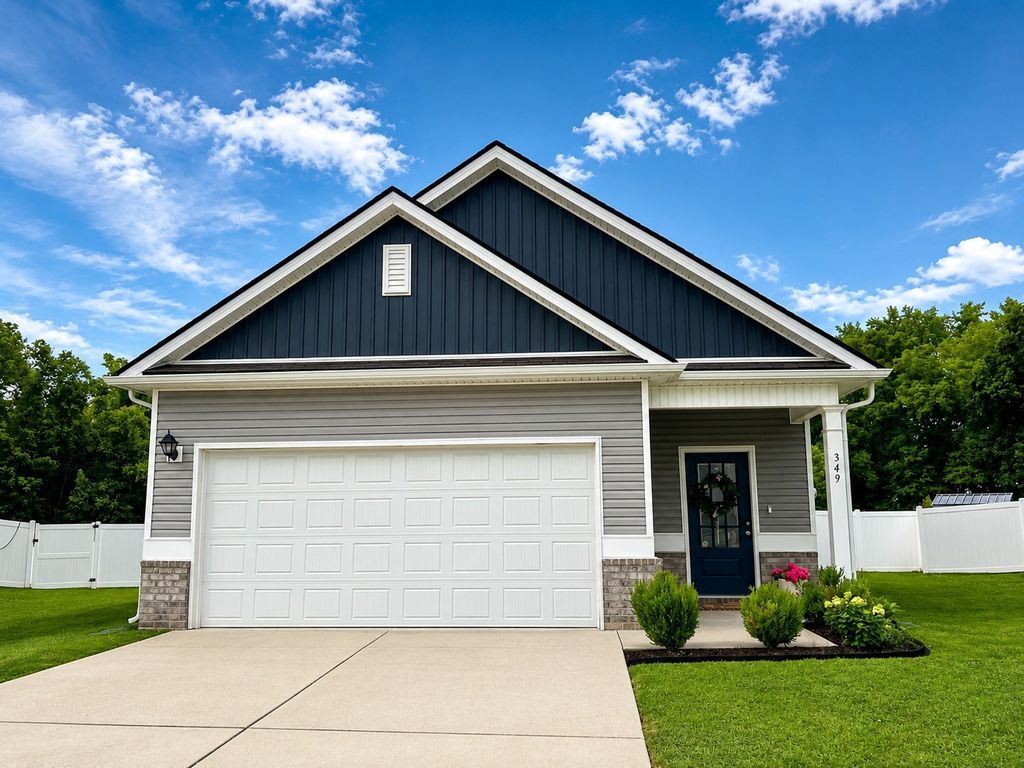 349 Geneva Ln, Columbia