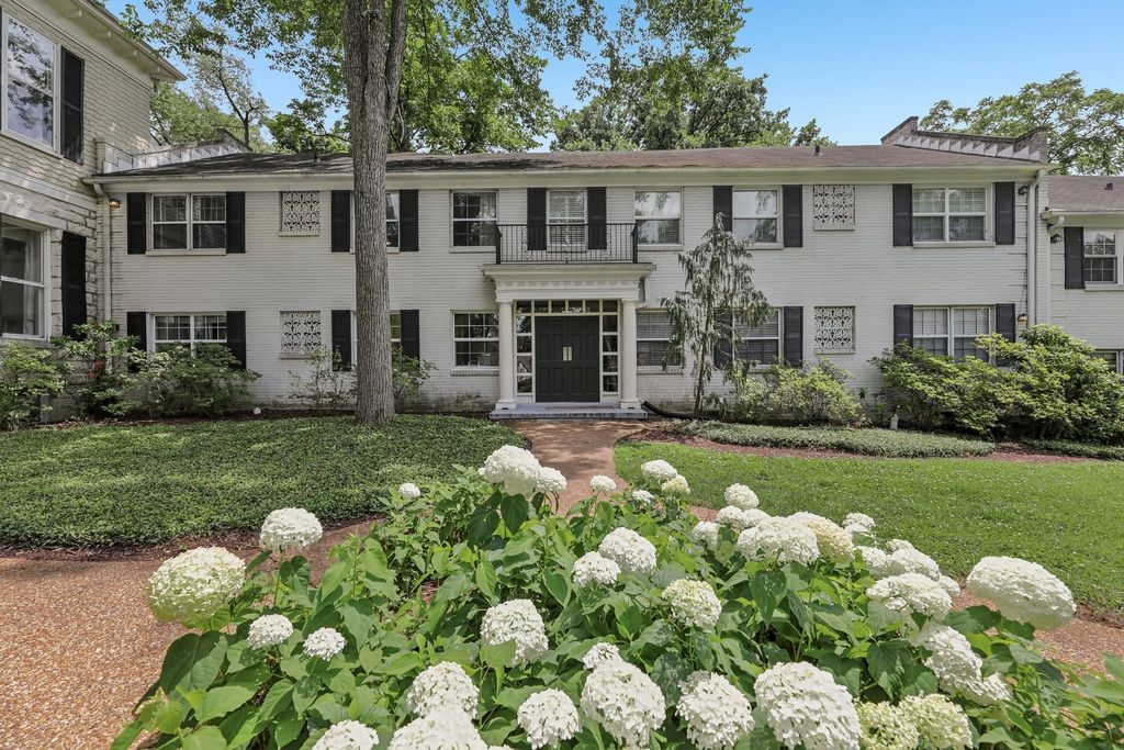 434 Bowling Ave, Nashville