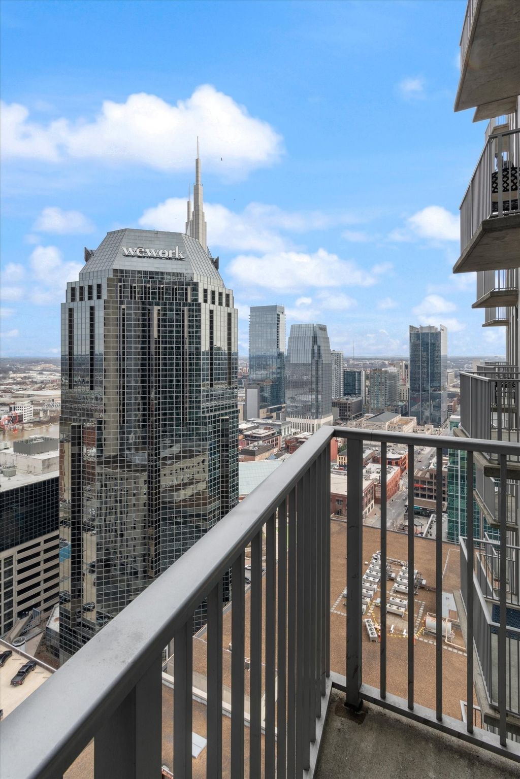 415 Church St #2109, Nashville