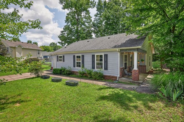 119 Silver Leaf Cir, Dickson