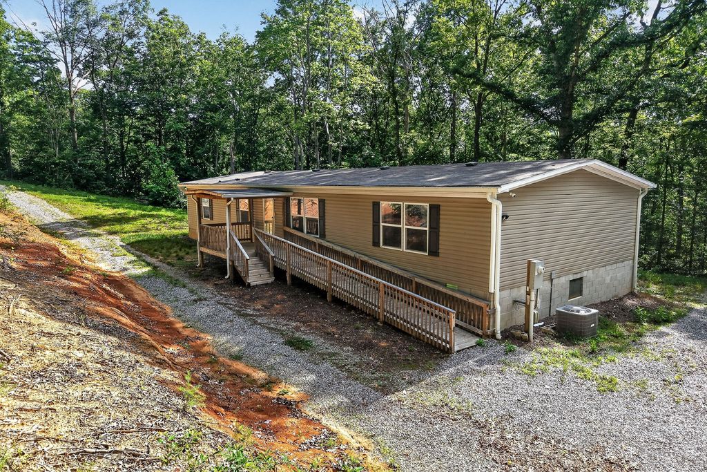 67 Medical Cir, Spencer